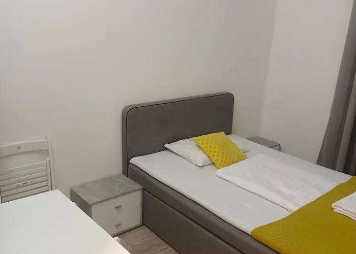 Хостел Speedyrooms *