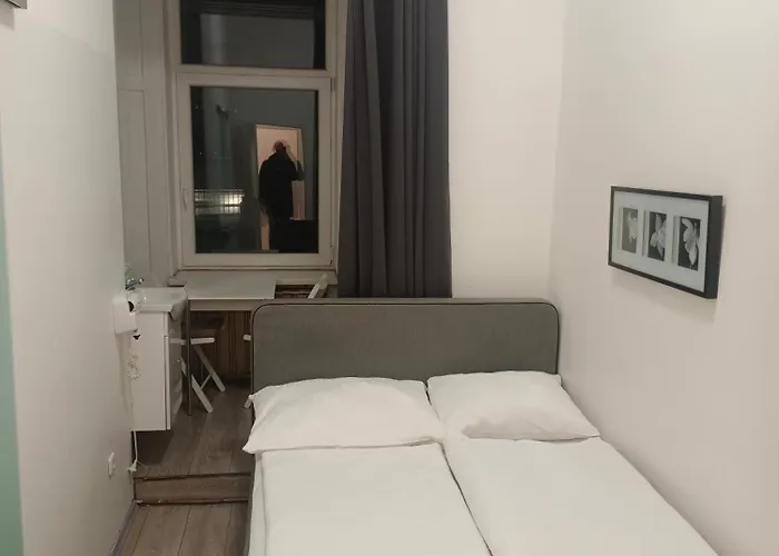 Хостел Speedyrooms